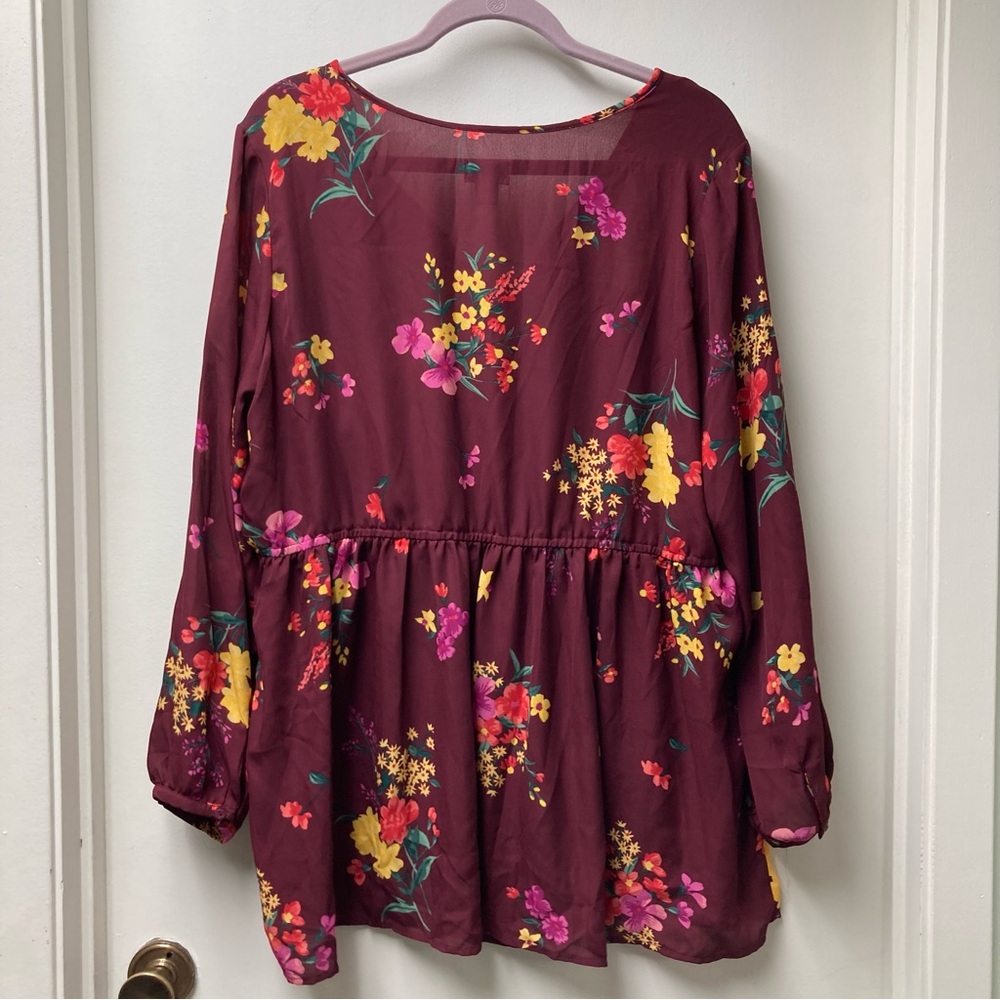 5/$15 Old Navy Maternity Burgundy & Floral Semi-Sheer Top XL Maternity - Picture 3 of 7